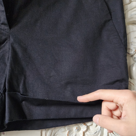 COPY - NY&Co black tailored shorts - Picture 8 of 16